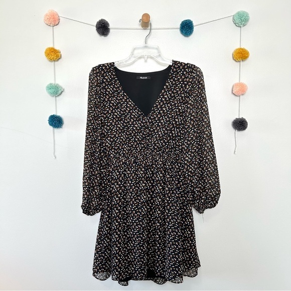 Madewell (Re)sourced Georgette Button-Front Mini Dress in Adorable Ditsy - Picture 1 of 7